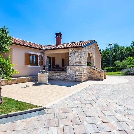 Villa Krizanci Žminj المظهر الخارجي الصورة