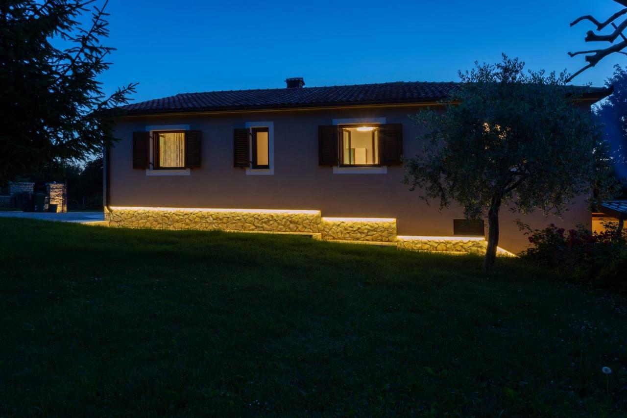 Villa Krizanci Žminj المظهر الخارجي الصورة