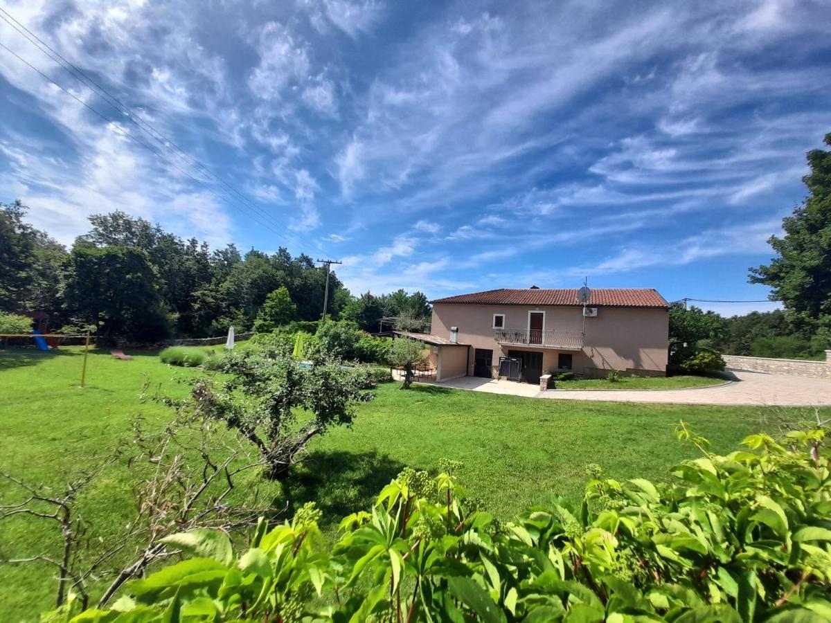 Villa Krizanci Žminj المظهر الخارجي الصورة
